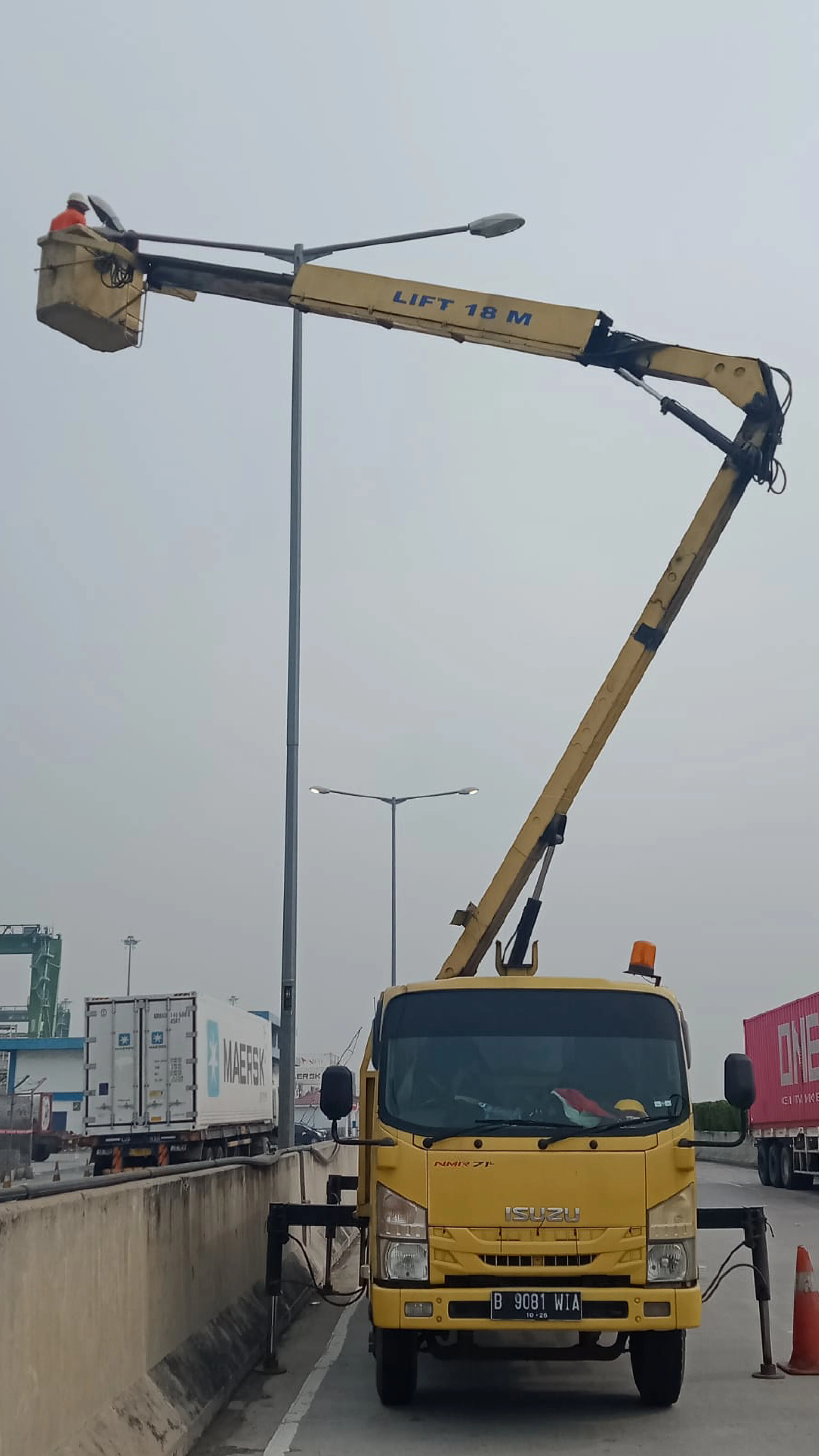 Pemasangan Billboard